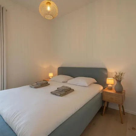 Lejlighed Bright 2br With Terrace For 5 *